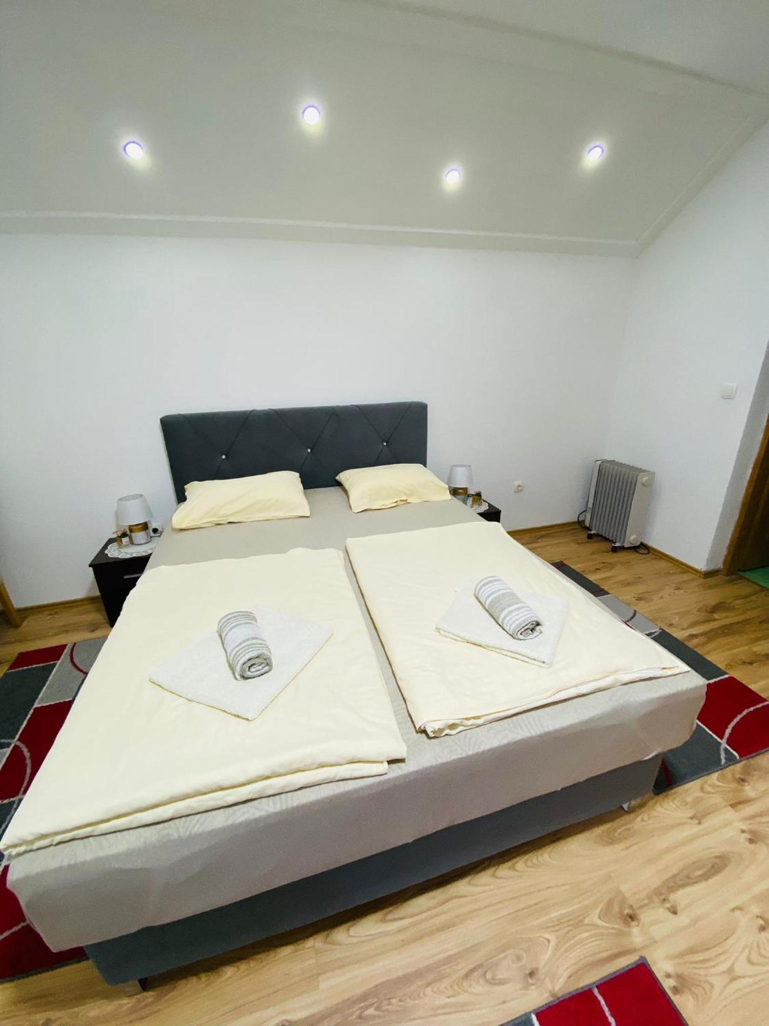 Unaqua Apartments Kulen Vakuf Exterior foto
